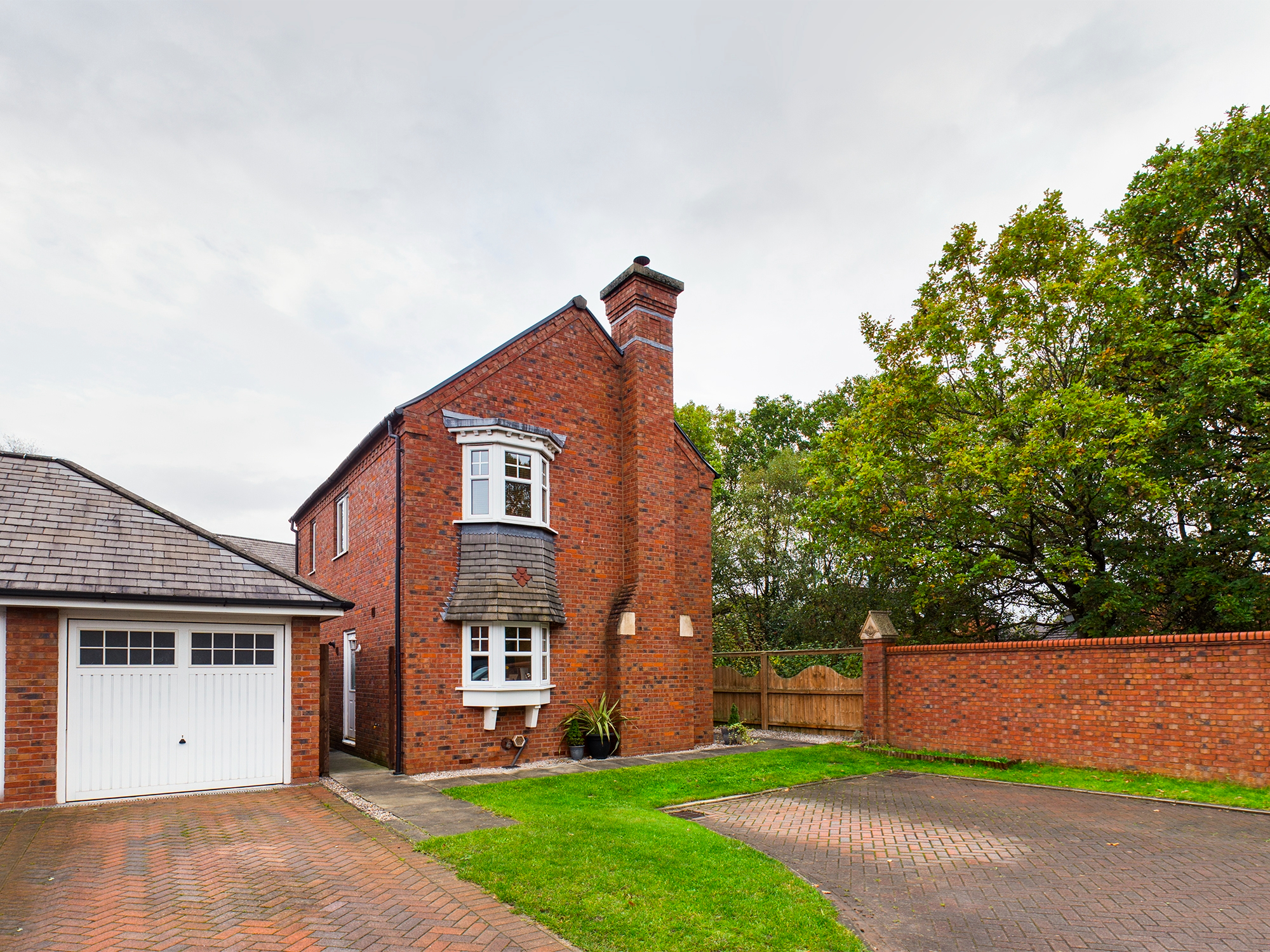 3 bedroom Detached House Stockdale Drive, WA5 Property Search Strike