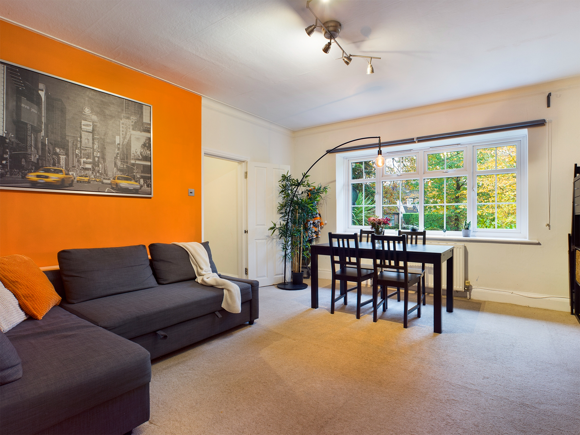 2 bedroom Flat Hendon Lane, N3 Property Search Strike