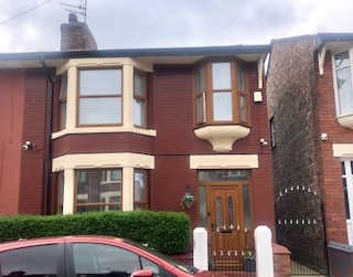 3 bedroom Semidetached House Kingfield Road, L9 Property Search