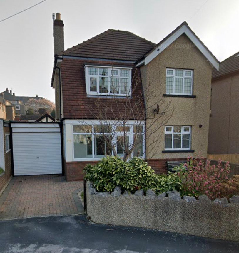 3 bedroom Detached House Cleveleys Avenue, LA1 Property Search Strike