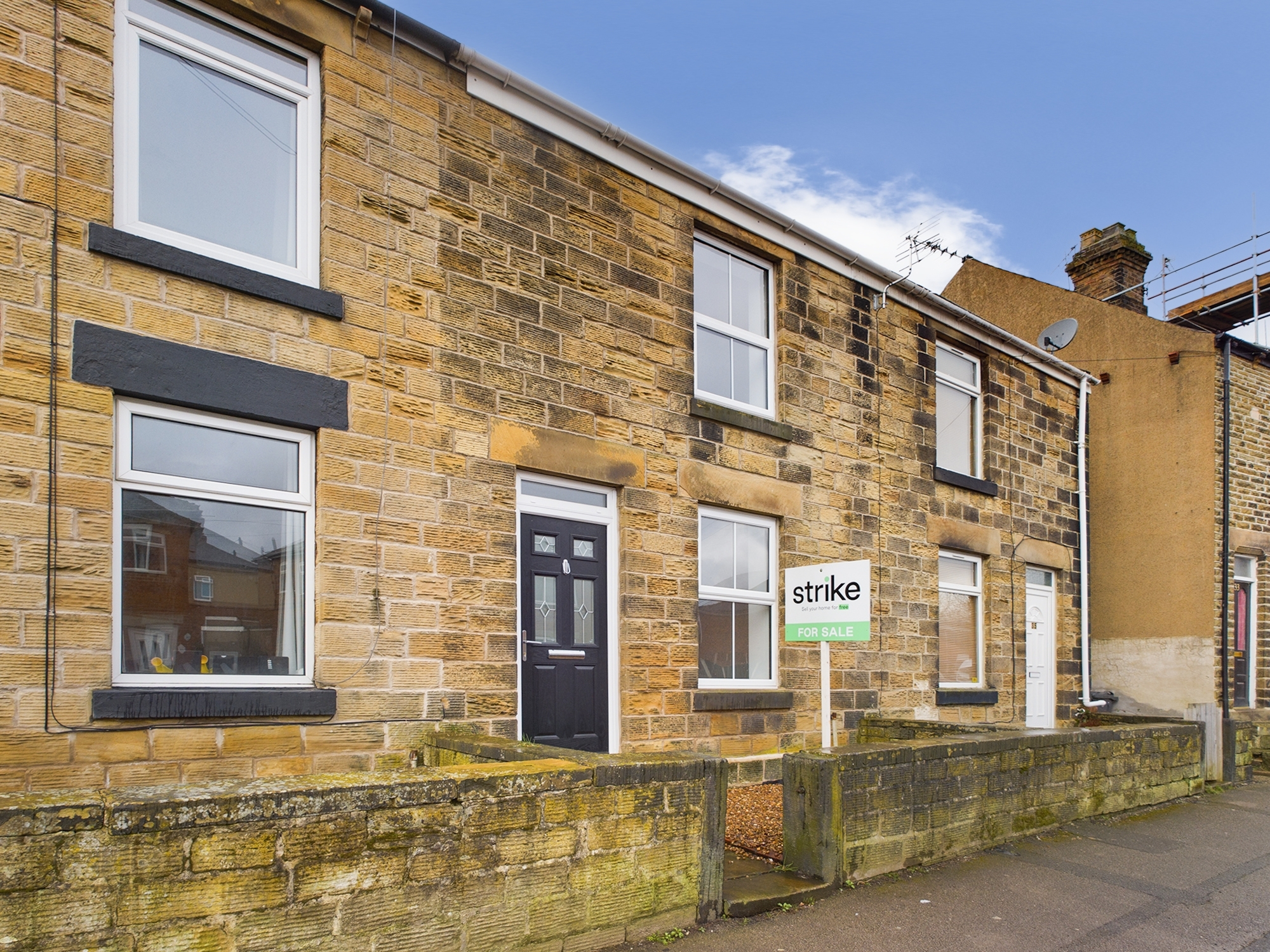 2 bedroom Terraced House Stead Lane, S74 Property Search Strike