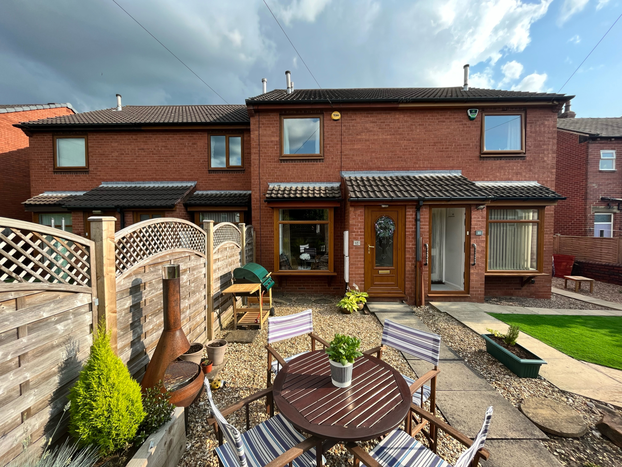 2 bedroom Terraced House Hopefield Court, WF3 Property Search Strike