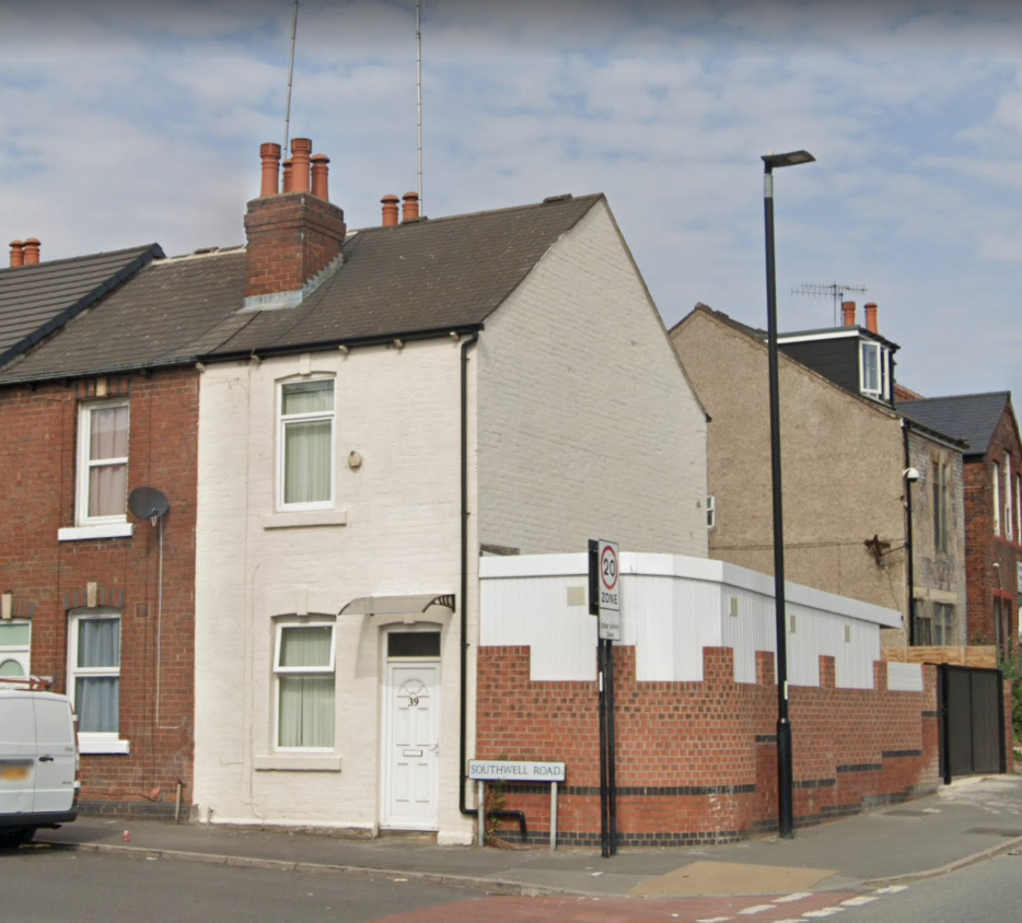 2 bedroom Terraced House Southwell Road, S4 Property Search Strike