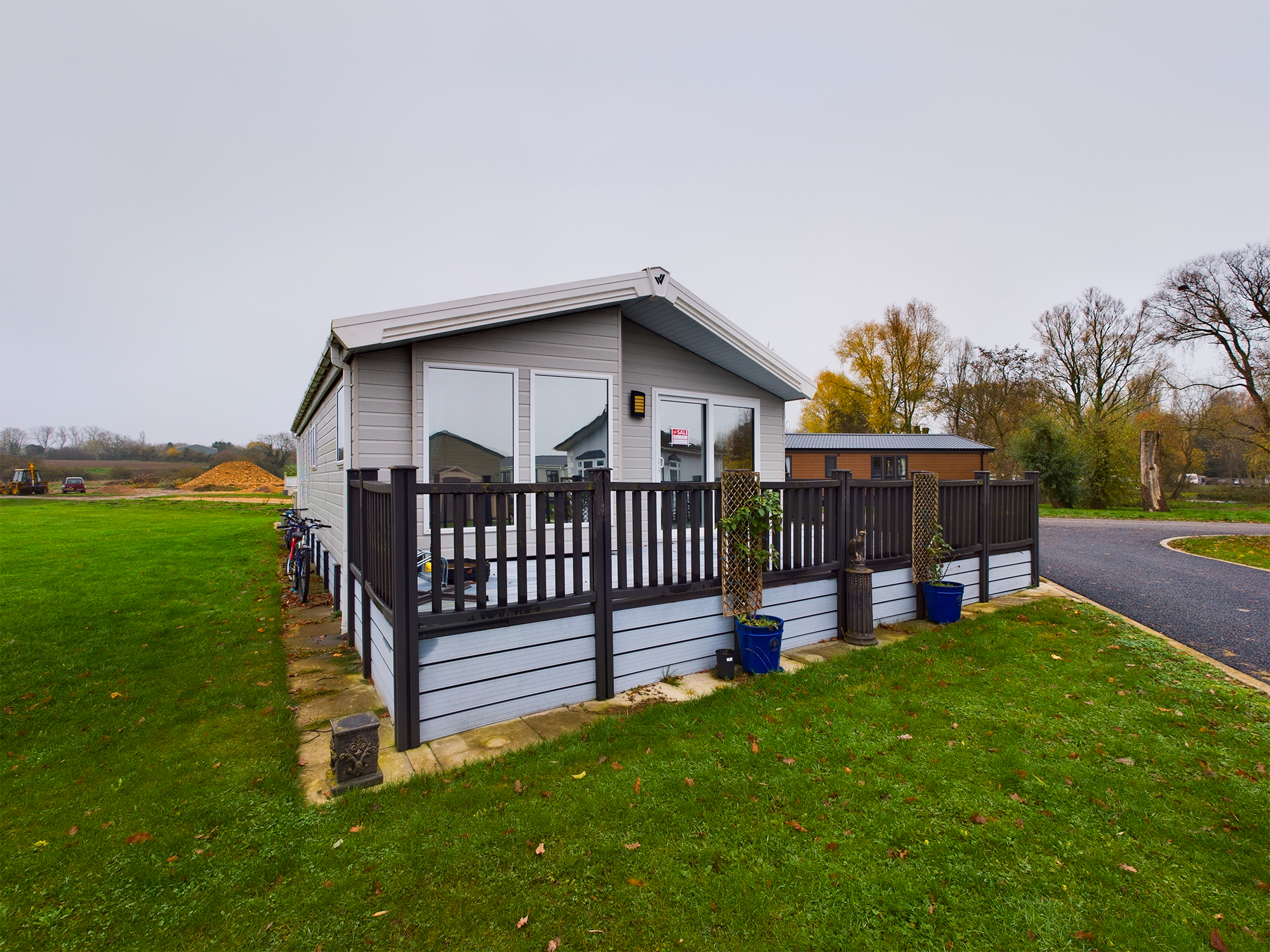 2 bedroom Park Home Barlings Lane, LN3 Property Search Strike