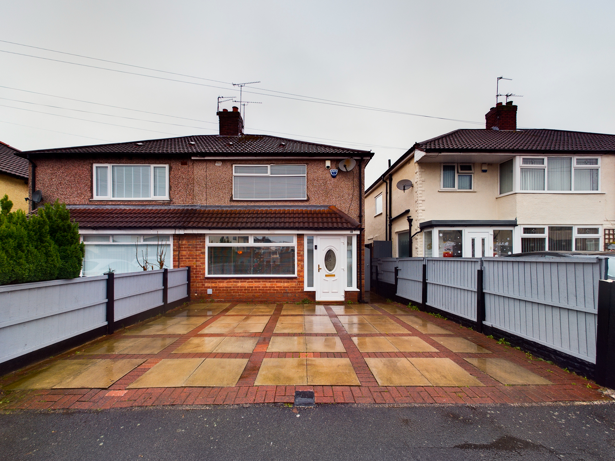 2 bedroom Semidetached House Linden Drive, L36 Property Search