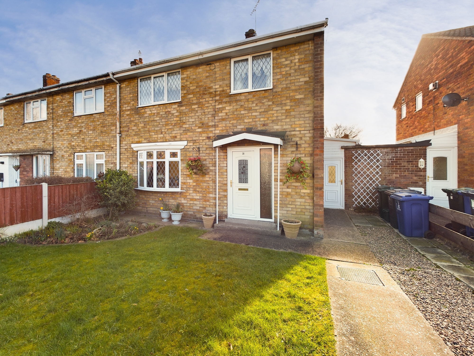 3 bedroom Terraced House Church Balk, DN8 Property Search Strike