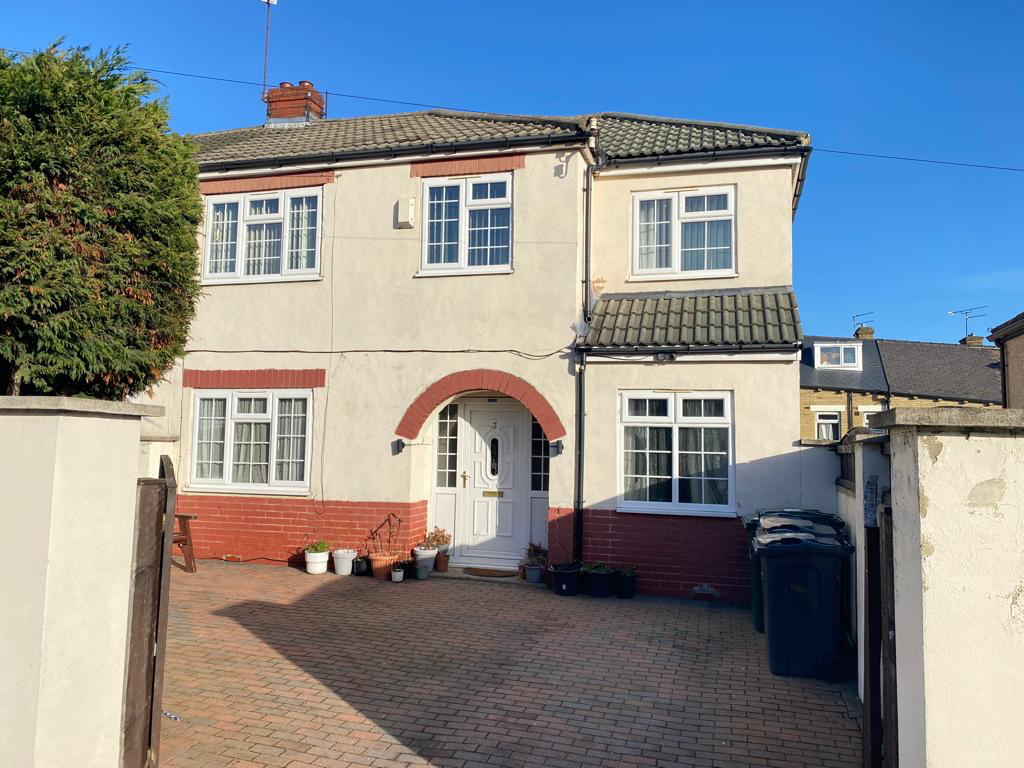 5 bedroom Semidetached House Stirton Street, BD5 Property Search Strike