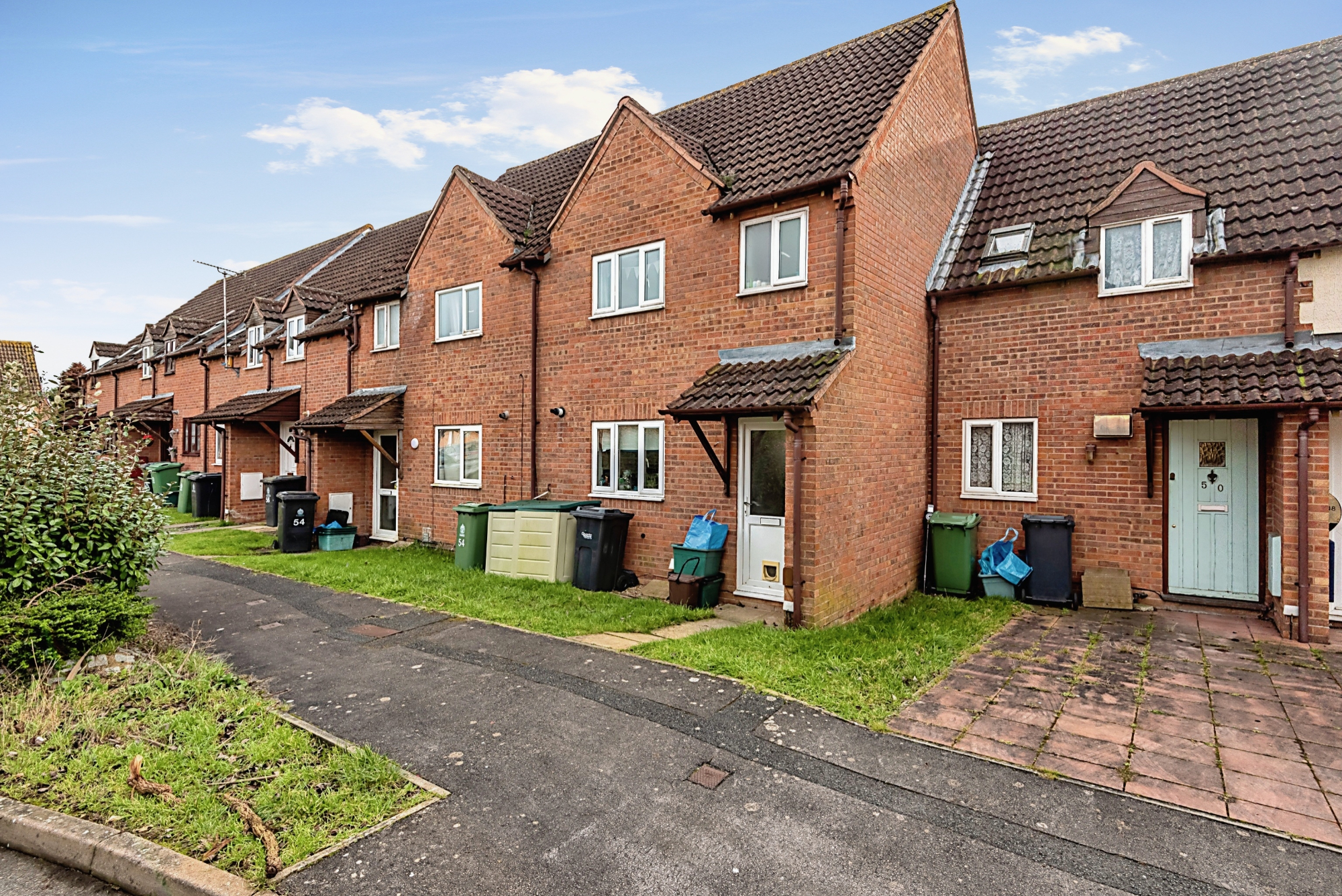 3 bedroom Terraced House Lanham Gardens, GL2 Property Search Strike