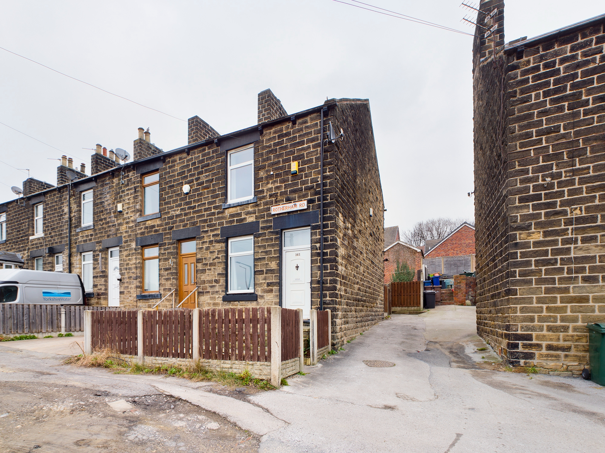 2 bedroom Terraced House Rotherham Road, S71 Property Search Strike