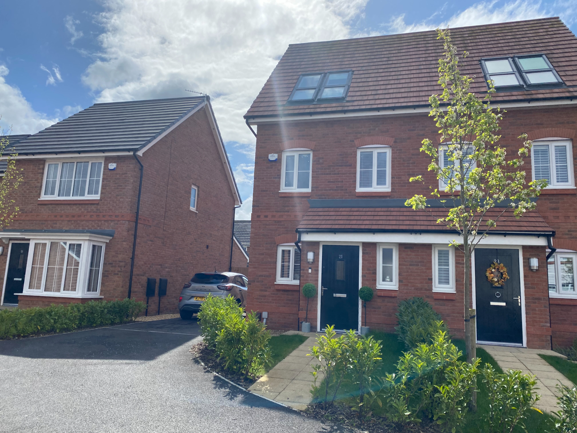 3 bedroom Semidetached House Belmont Crescent, Roby, L36 Property