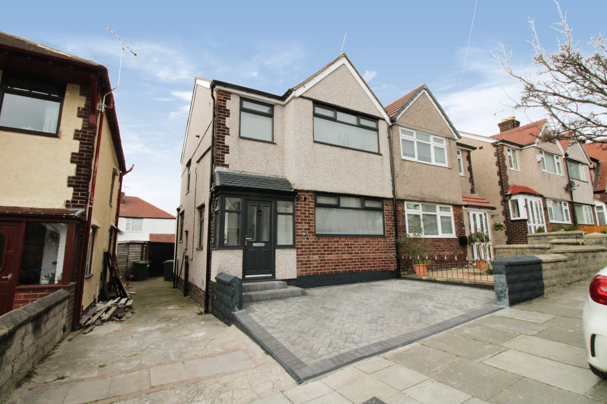 3 bedroom Semidetached House Mossdene Road, CH44 Property Search