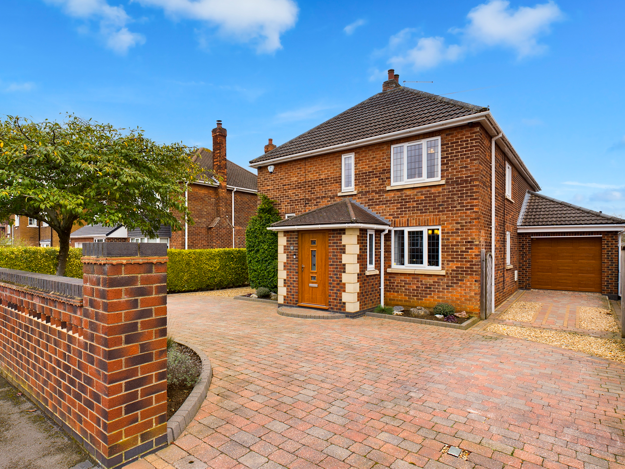5 bedroom Detached House Malvern Road, DN17 Property Search Strike