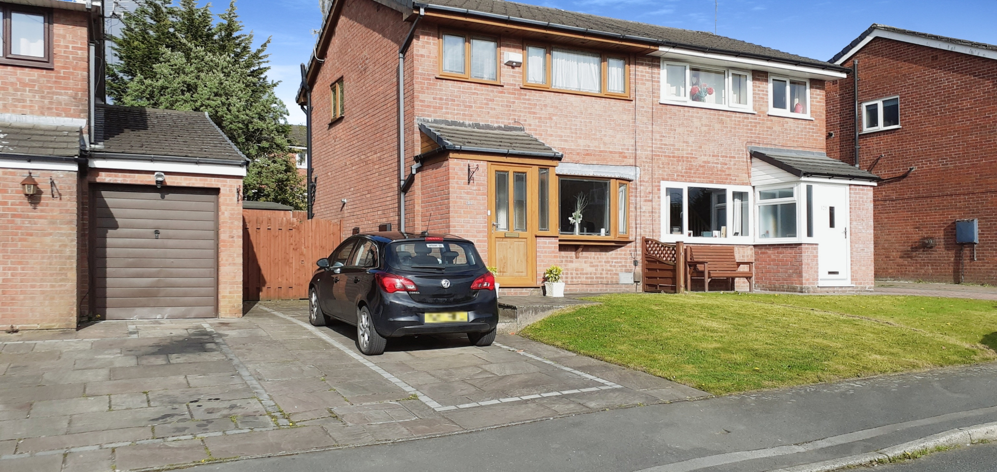 3 bedroom Semidetached House Draperfield, PR7 Property Search Strike