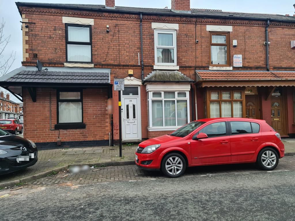 2 bedroom Terraced House Yew Tree Road, B6 Property Search Strike