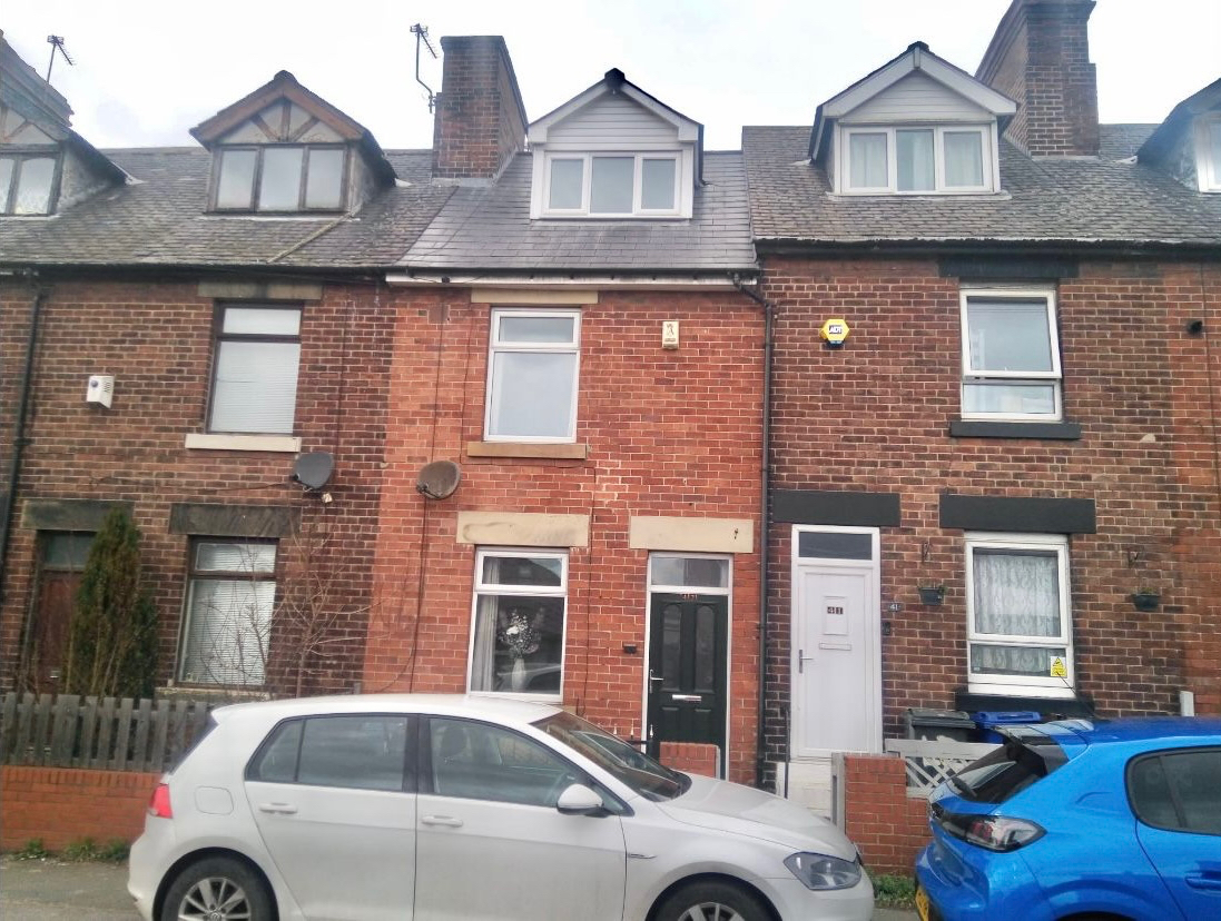 3 bedroom Terraced House Rotherham Road, S72 Property Search Strike