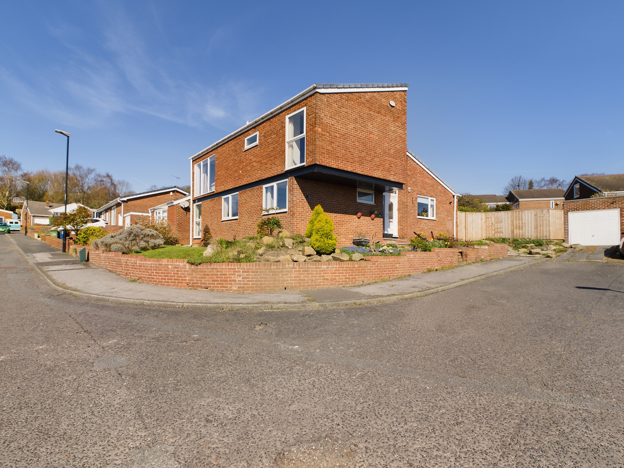 4 bedroom Detached House Wellgarth Road, NE37 Property Search Strike