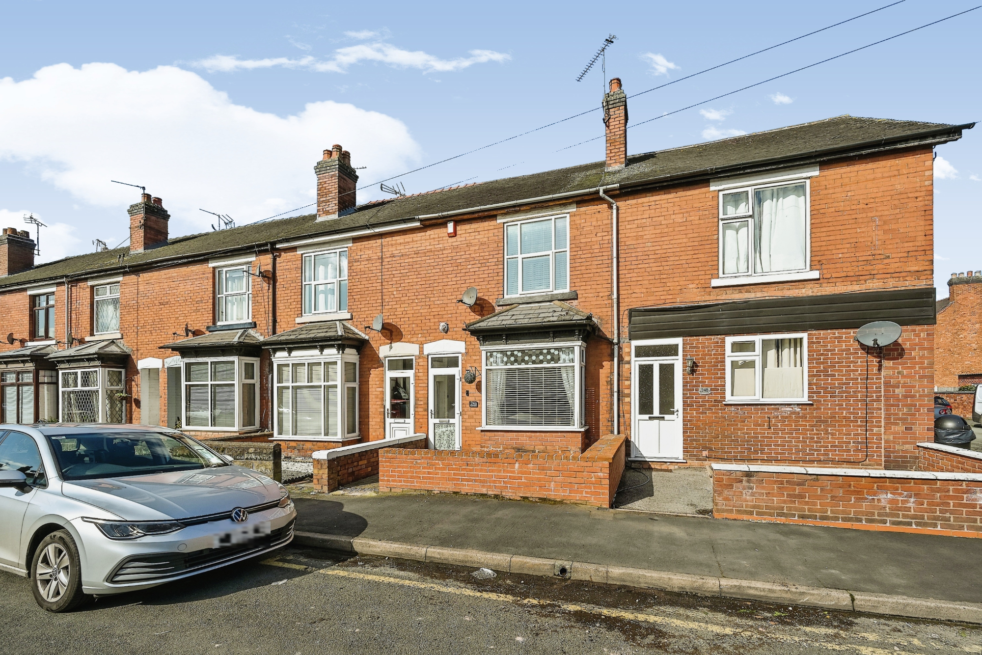2 bedroom Terraced House Oxford Gardens, ST16 Property Search Strike