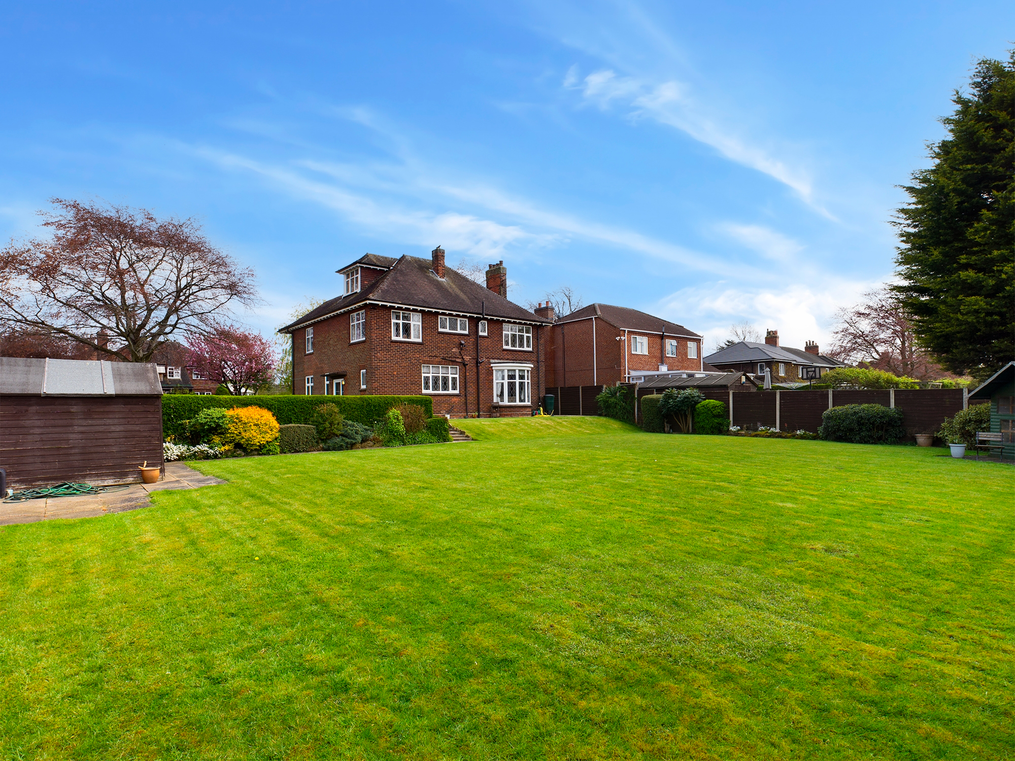 4 bedroom Detached House Westcliff Gardens, DN17 Property Search