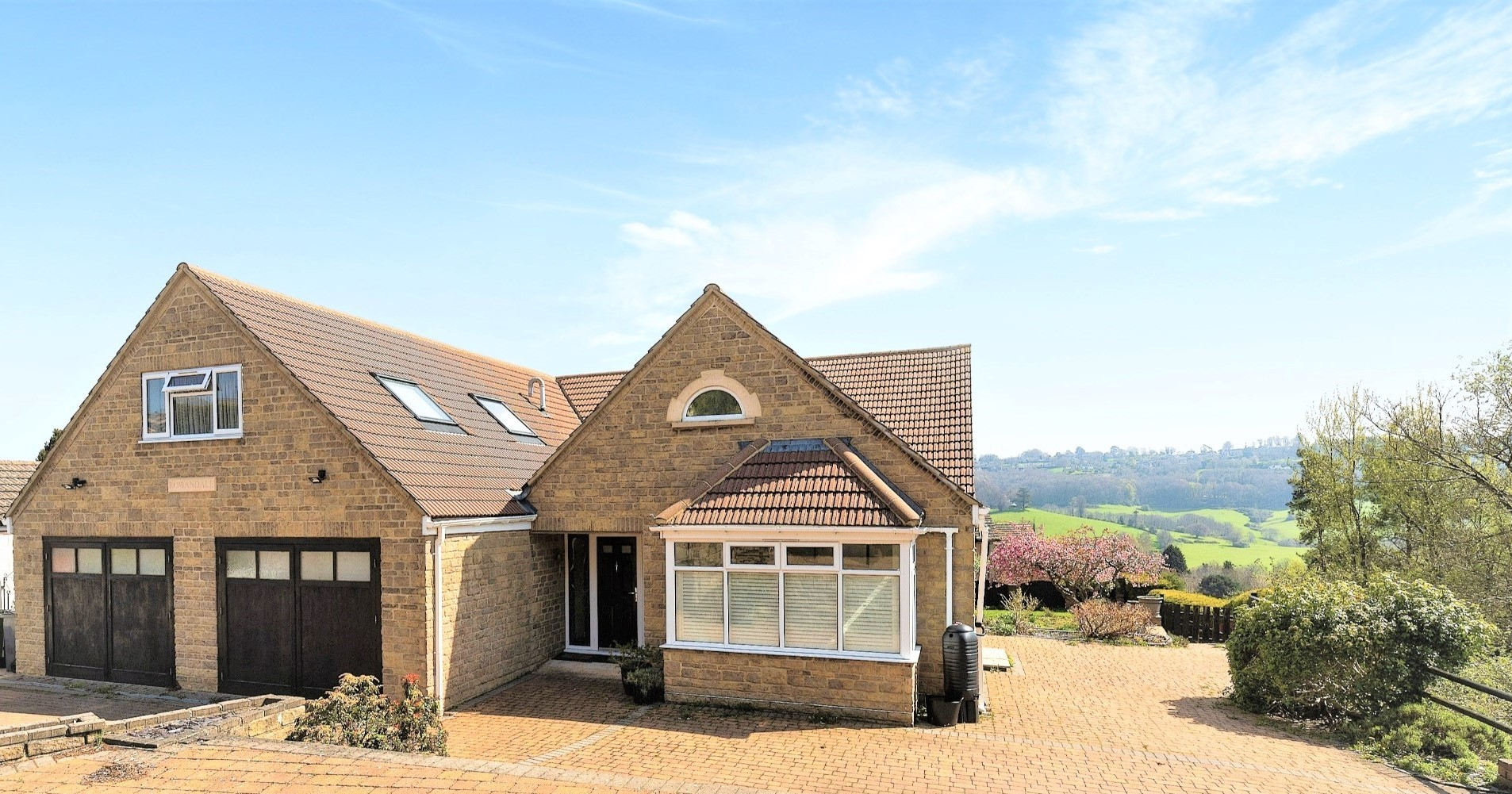 4 bedroom Detached House Blacklow Close, GL5 Property Search Strike