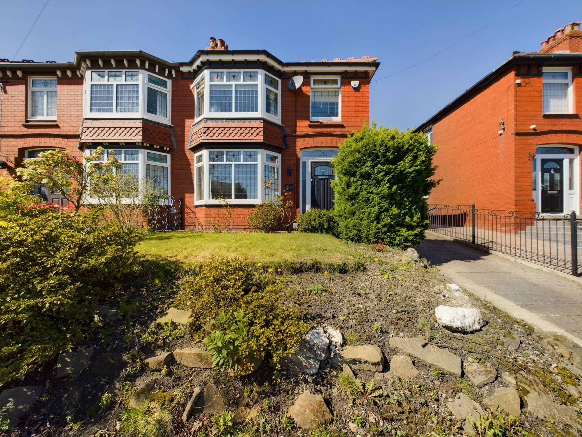 4 bedroom Semidetached House Dowson Road, SK14 Property Search Strike