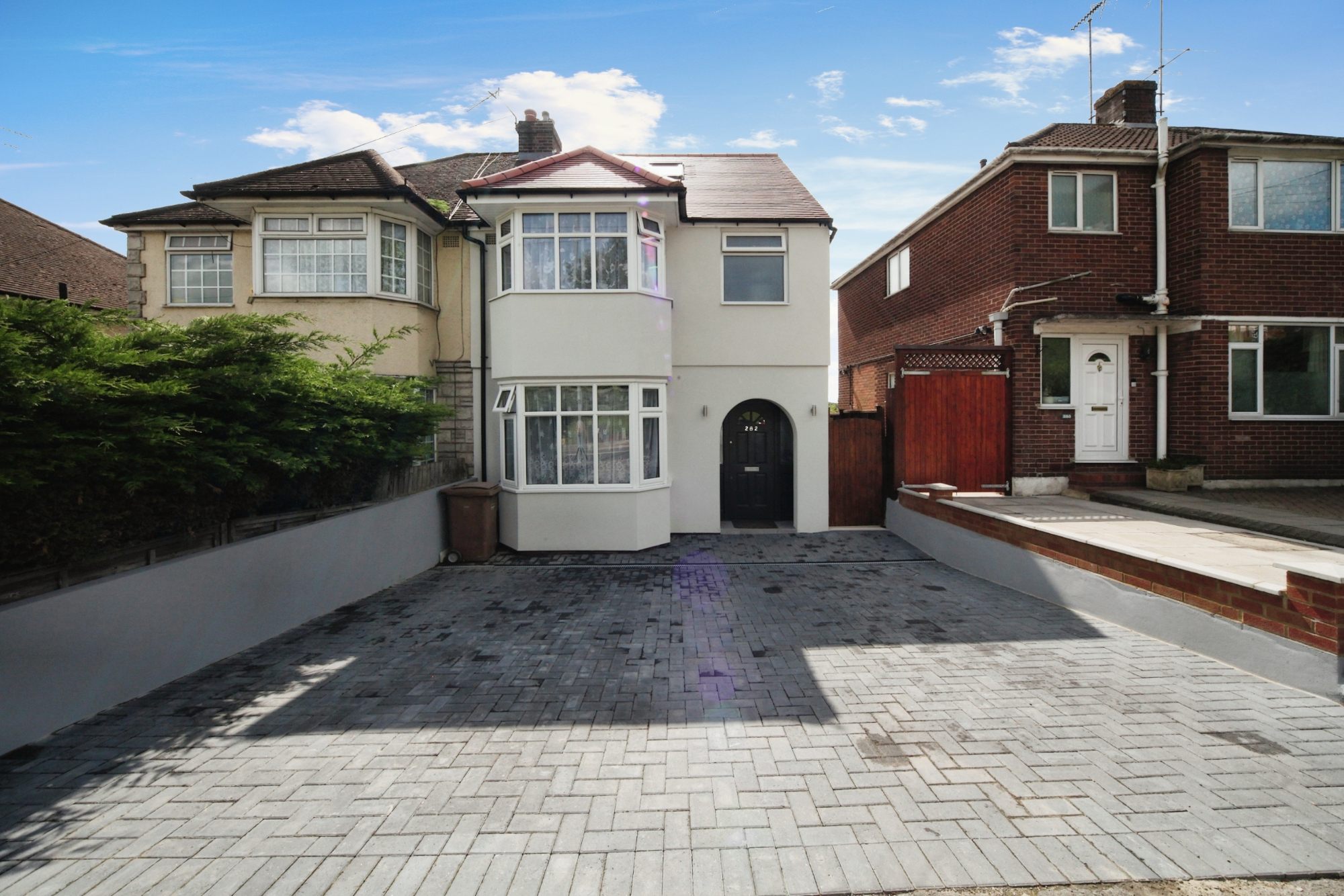5 bedroom Semidetached House Crawley Green Road, LU2 Property