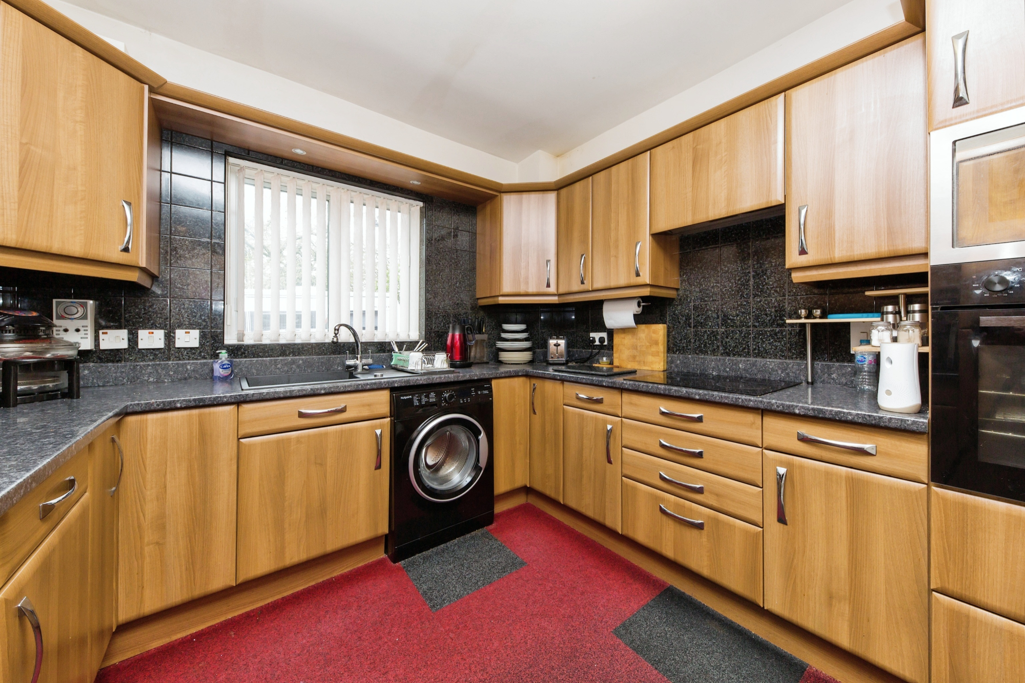 2 bedroom Flat Queens Park Avenue, ST3 Property Search Strike