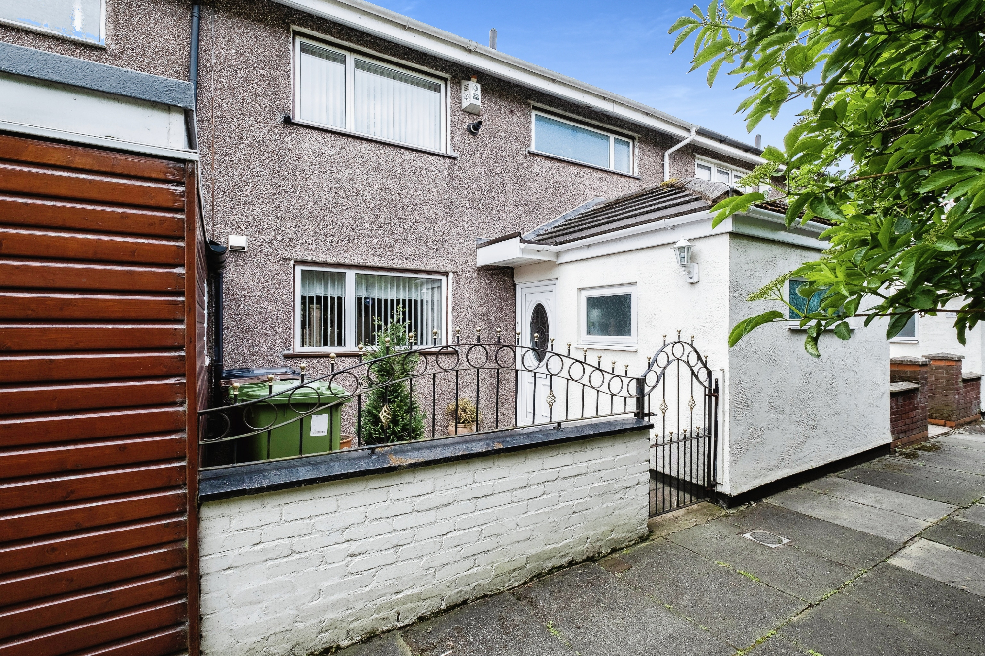 3 bedroom Terraced House Fernhill Close, L20 Property Search Strike