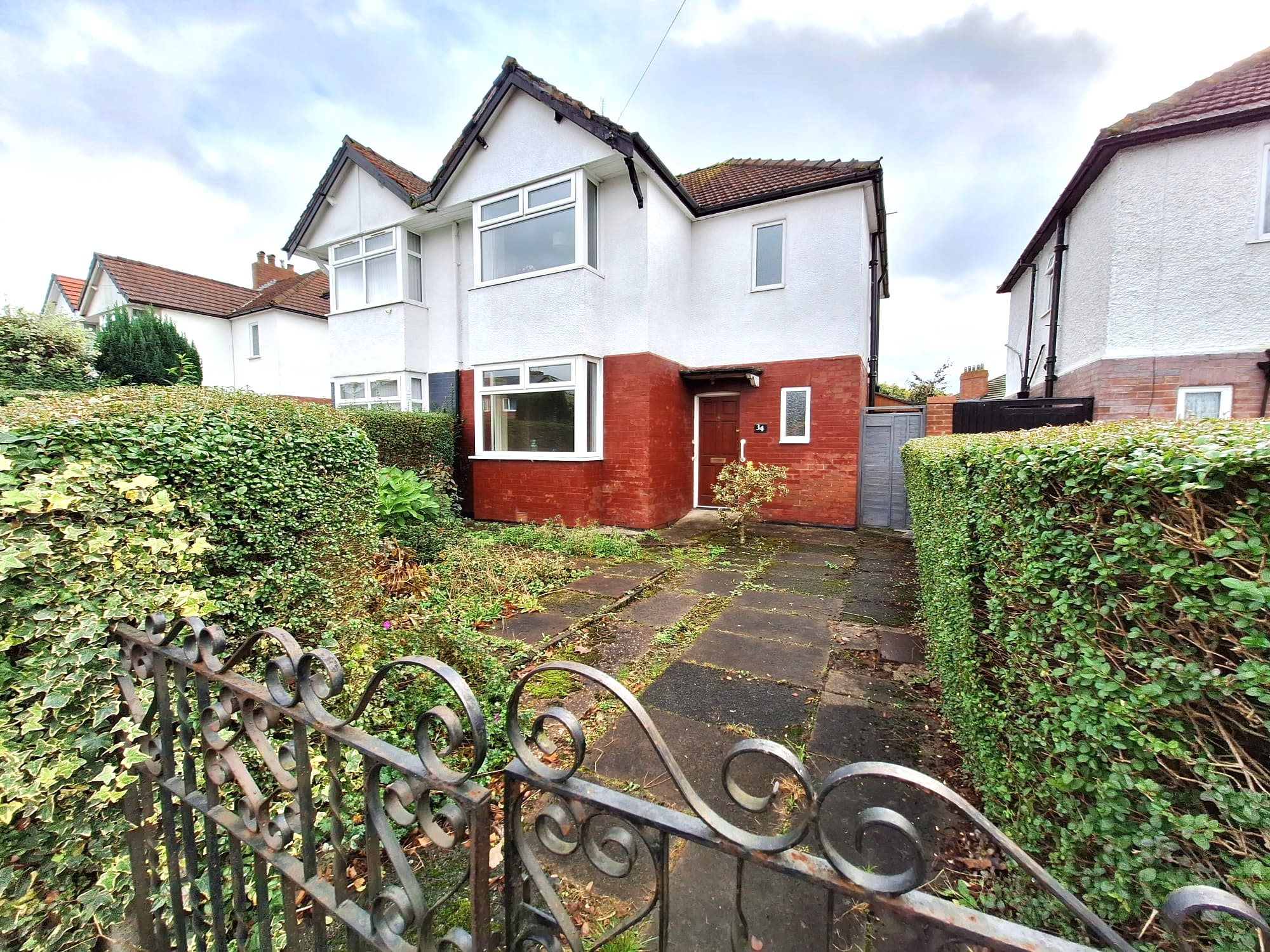 3 bedroom Semidetached House Shawbrook Road, M19 Property Search