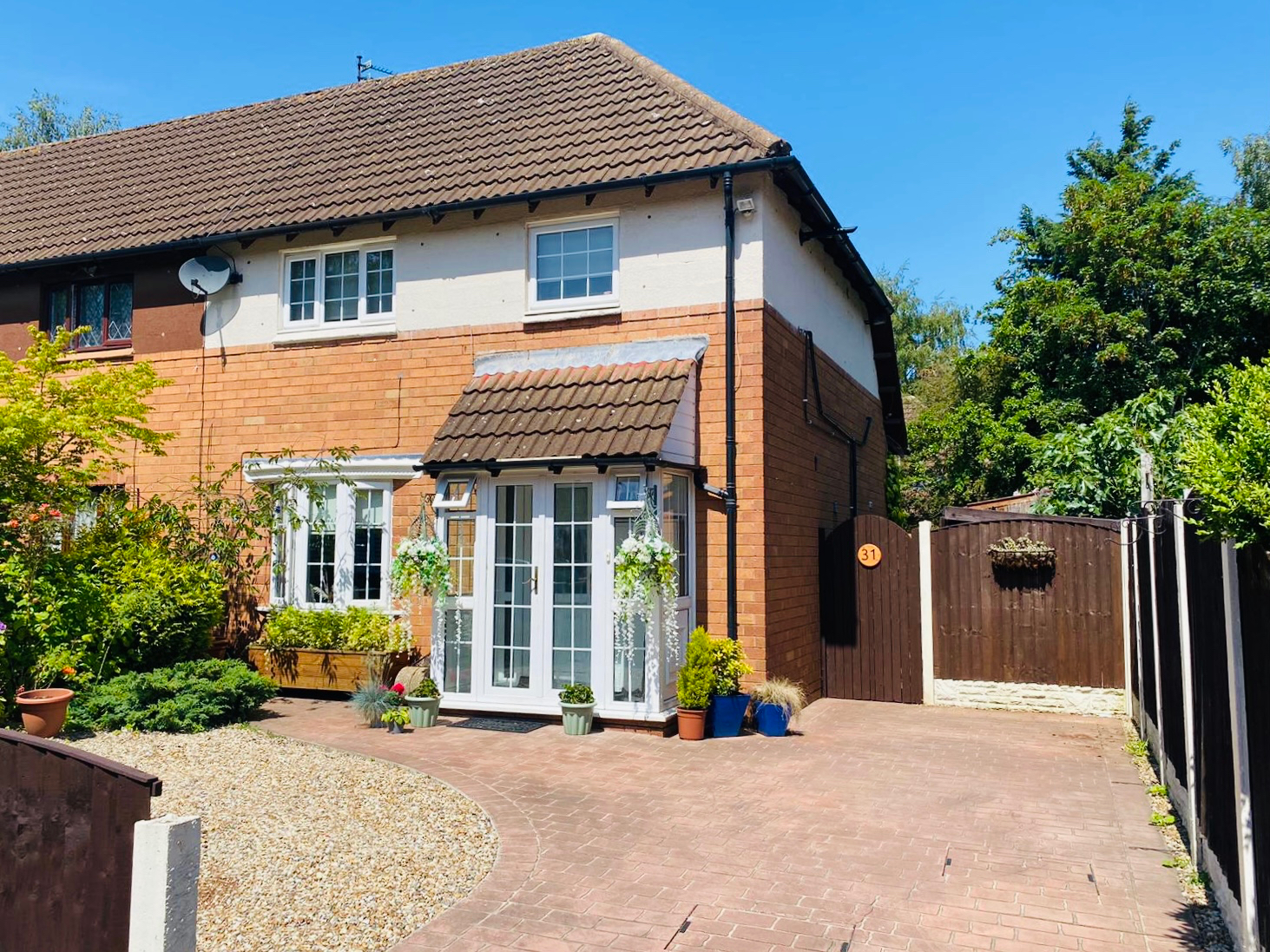 3 bedroom End of terrace House Cavendish Close, WA5 Property Search Strike