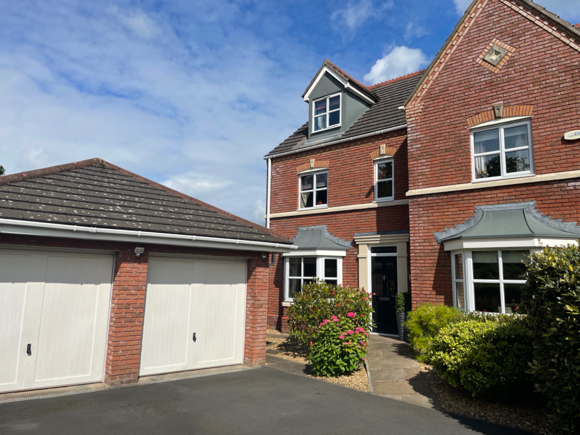 5 bedroom Detached House Ladybank Avenue, PR2 Property Search Strike