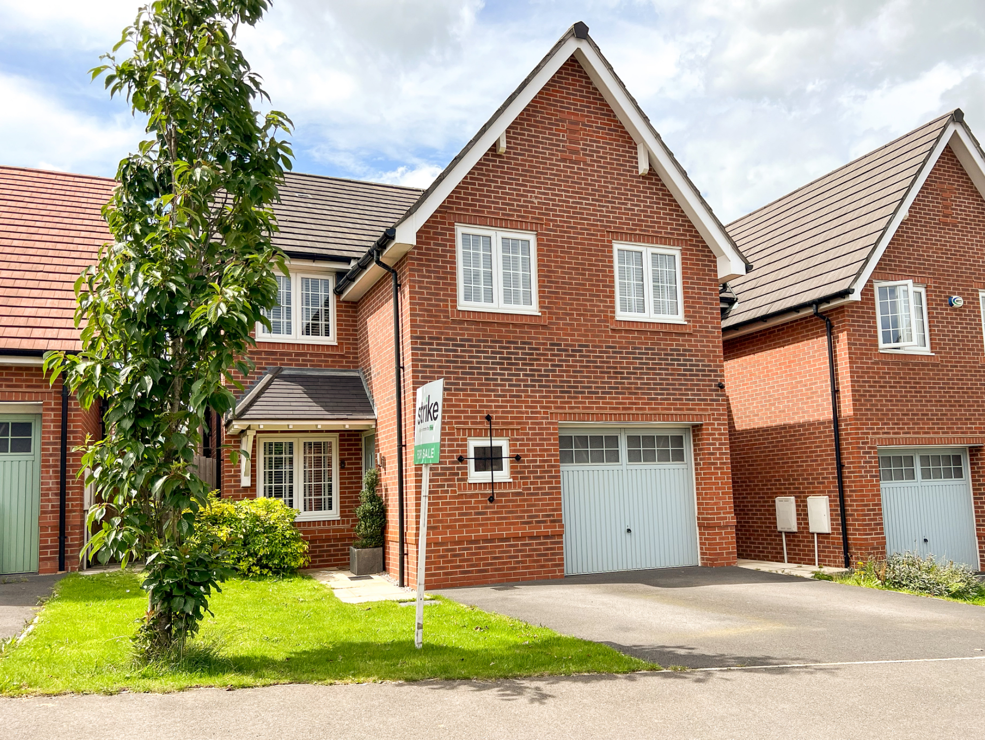 4 bedroom Detached House Norton Road, M28 Property Search Strike