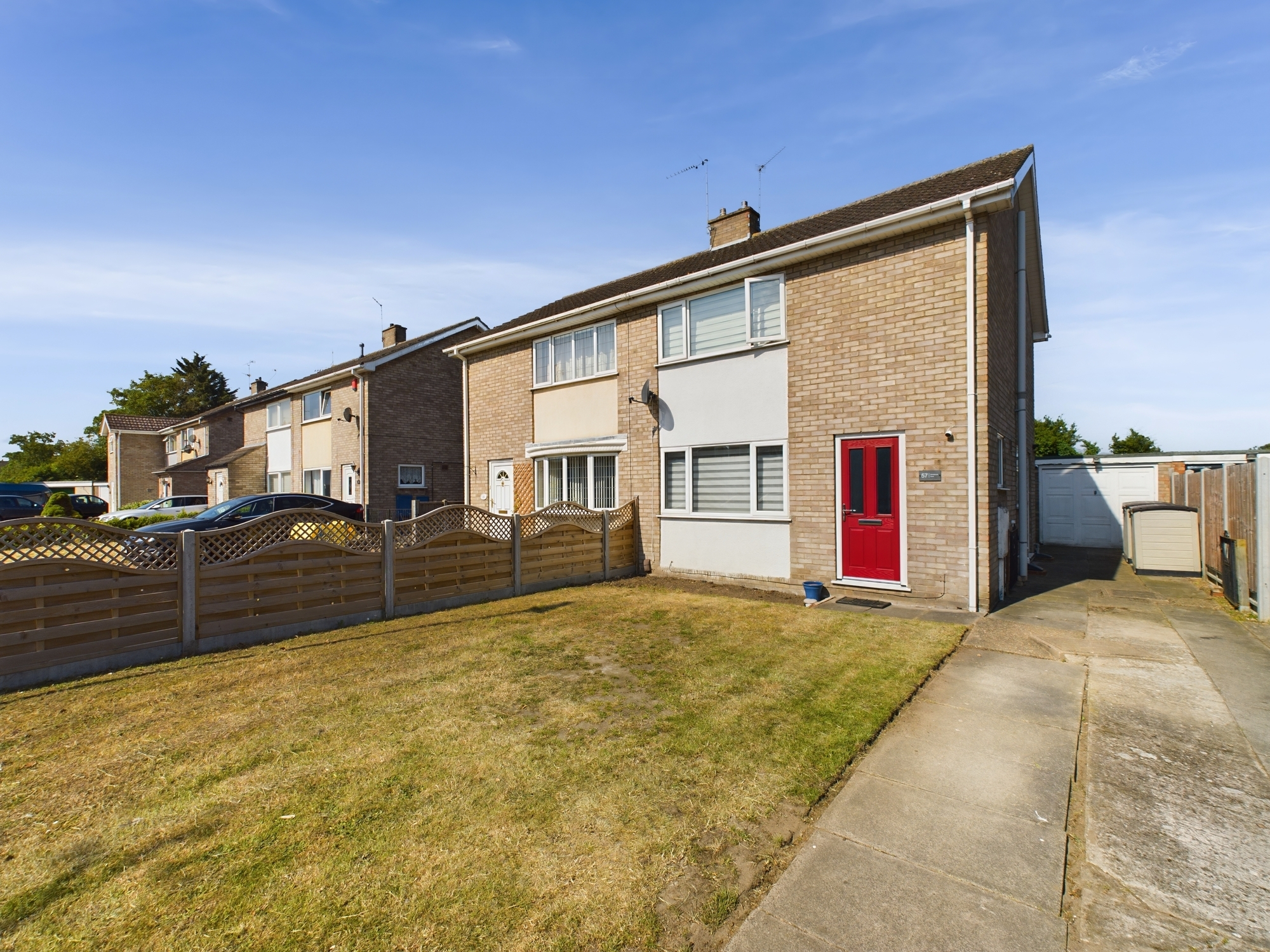 3 bedroom Semidetached House Middlebrook Road, LN6 Property Search Strike
