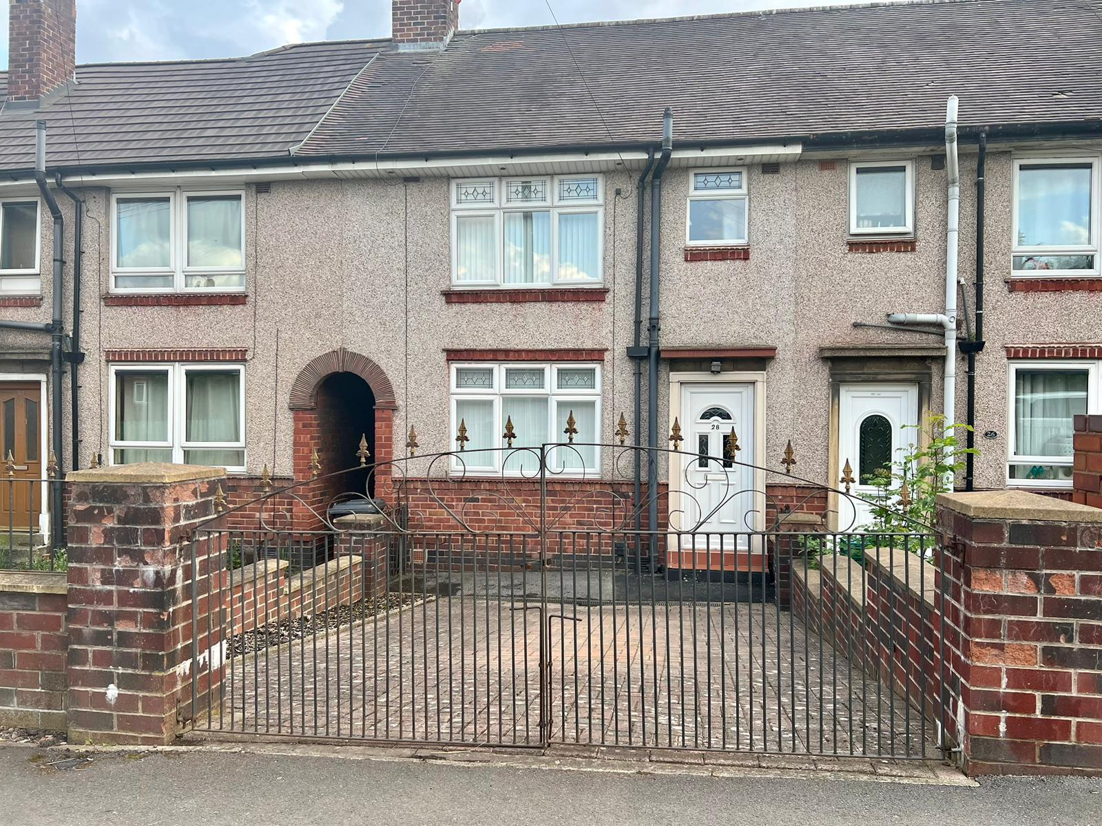 3 bedroom Terraced House Southey Green Road, S5 Property Search