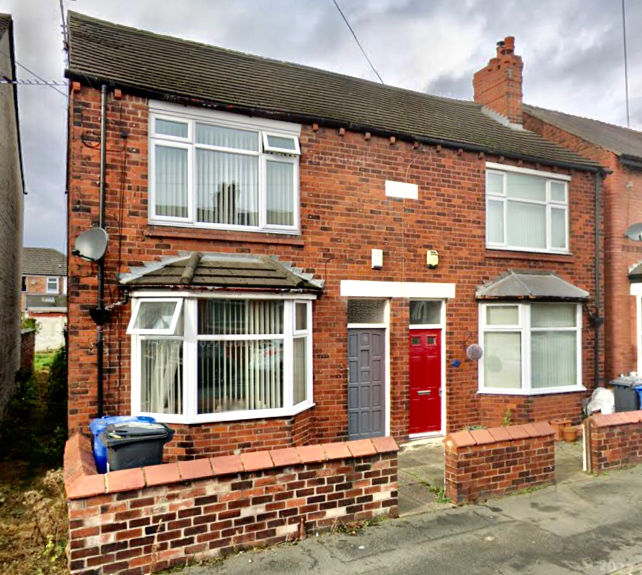 3 bedroom Semidetached House Hood Lane, WA5 Property Search Strike