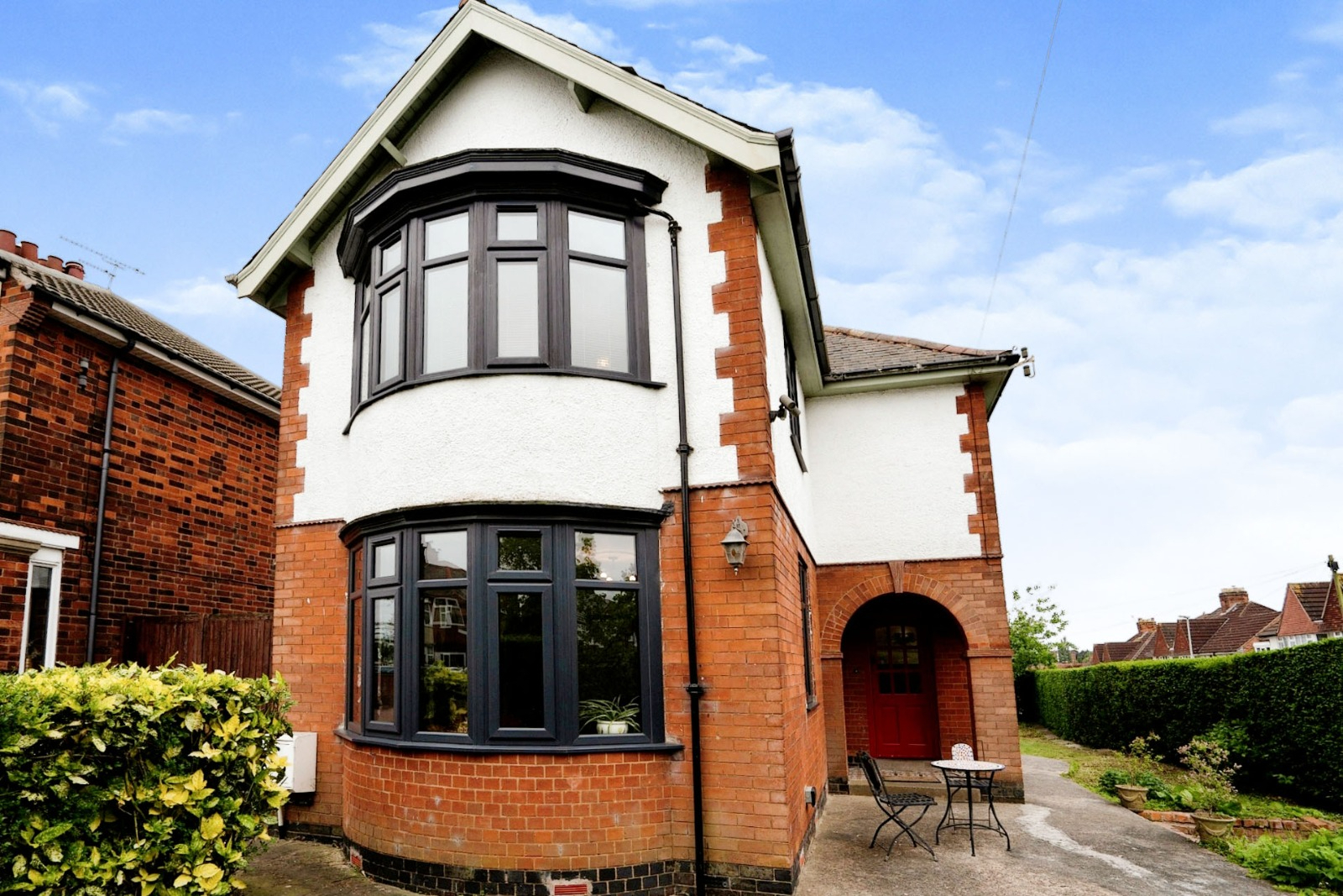 5 bedroom Detached House Trueway Road, LE5 Property Search Strike