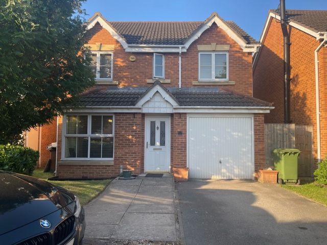 4 bedroom Detached House Brackendale Road, WF2 Property Search Strike