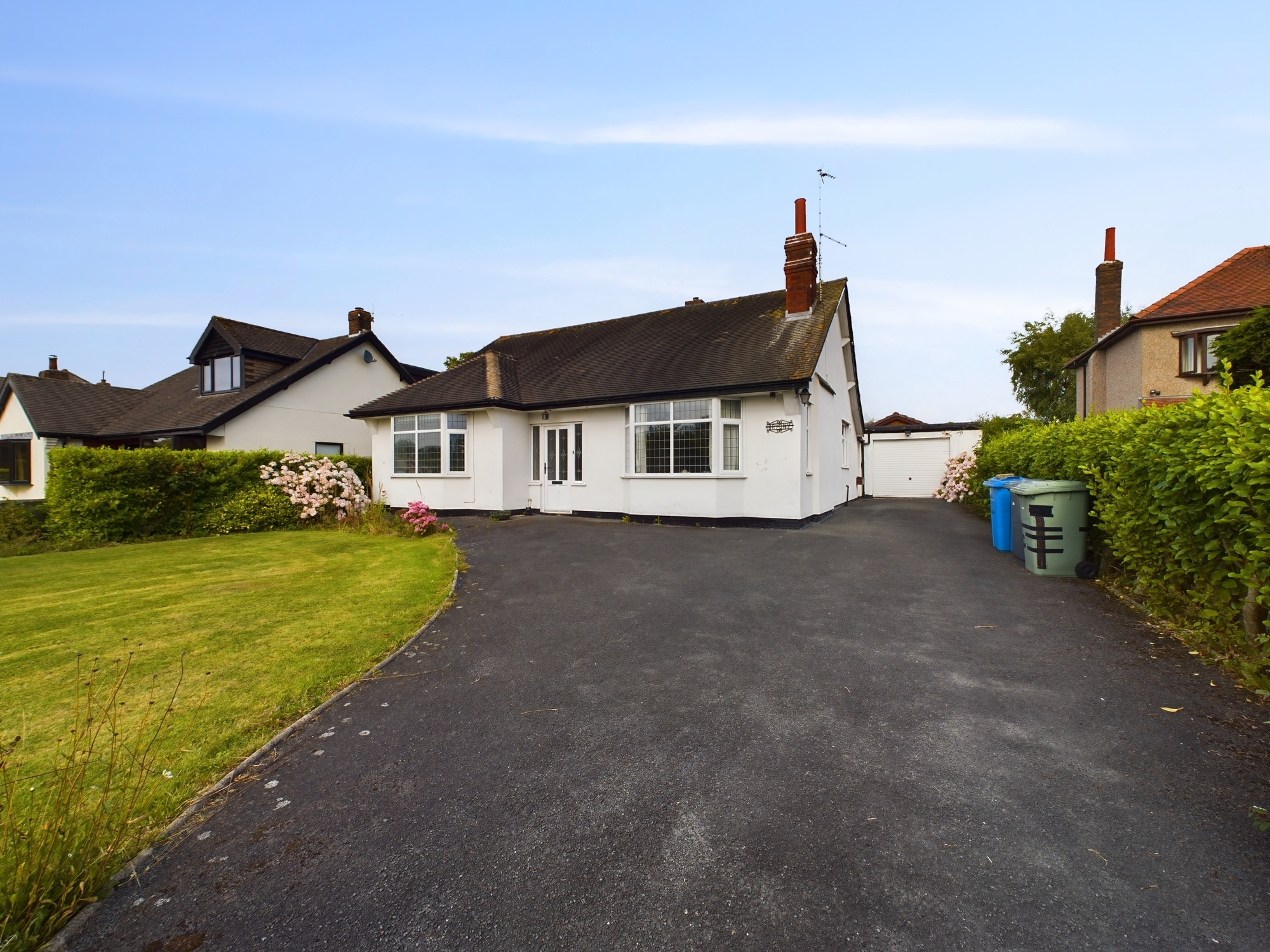 2 bedroom Detached House Bryning Lane, PR4 Property Search Strike