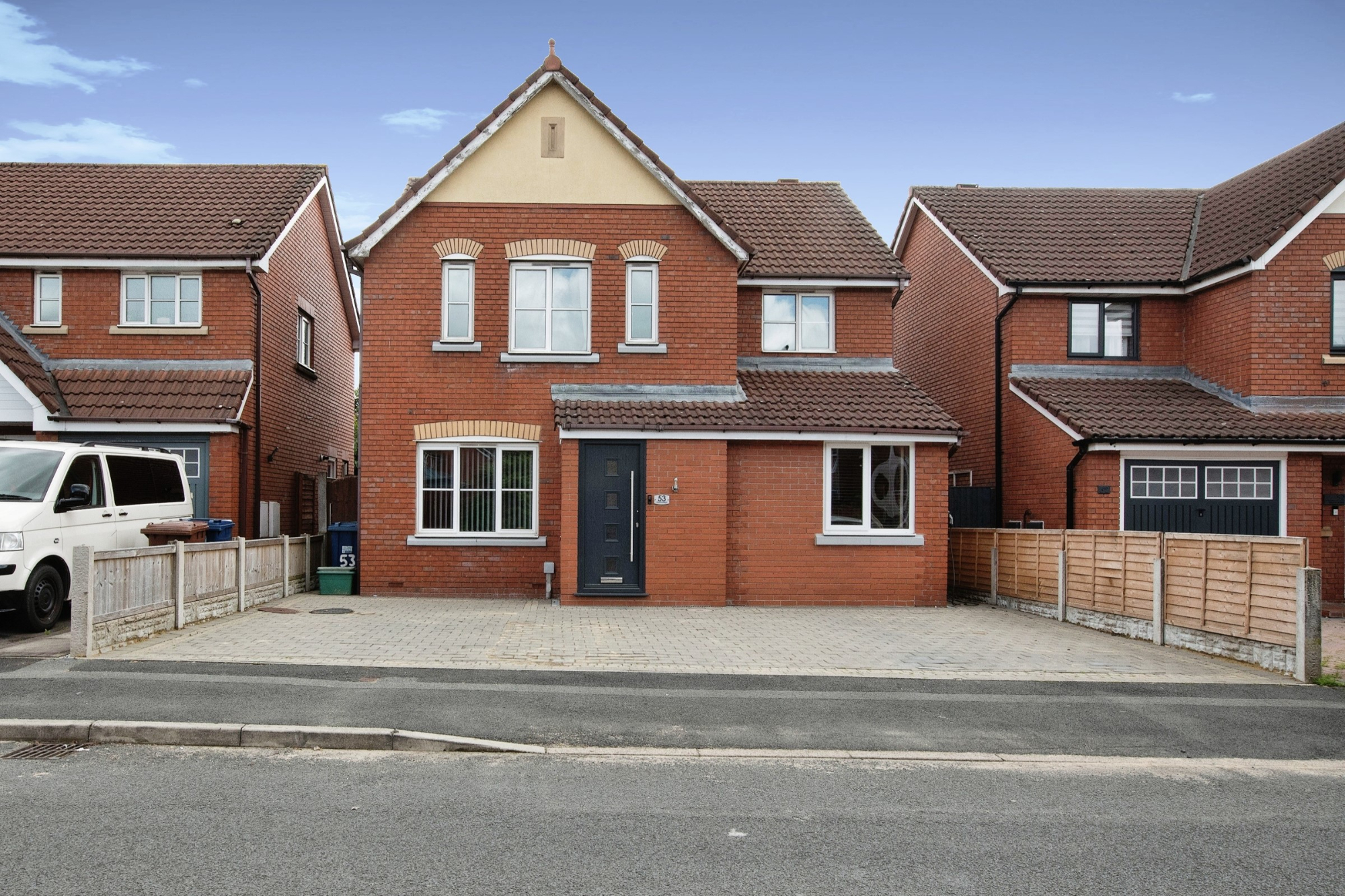 5 bedroom Detached House Heatherleigh, PR26 Property Search Strike