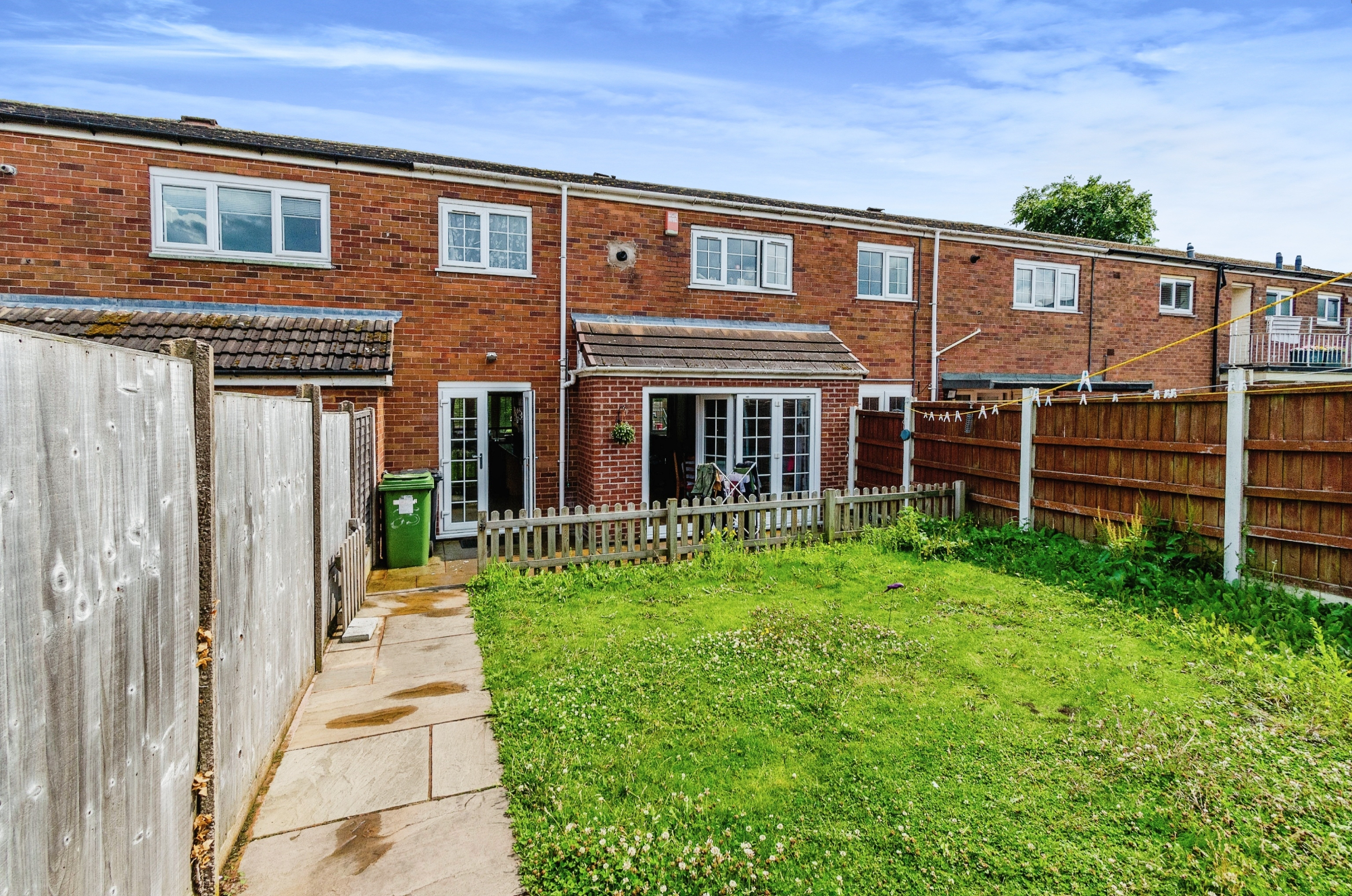 3 bedroom Terraced House Stroud Avenue, WV12 Property Search Strike