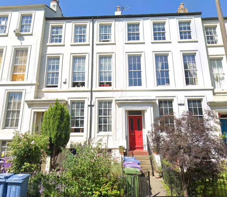 2 bedroom Flat Devonshire Road, L8 Property Search Strike