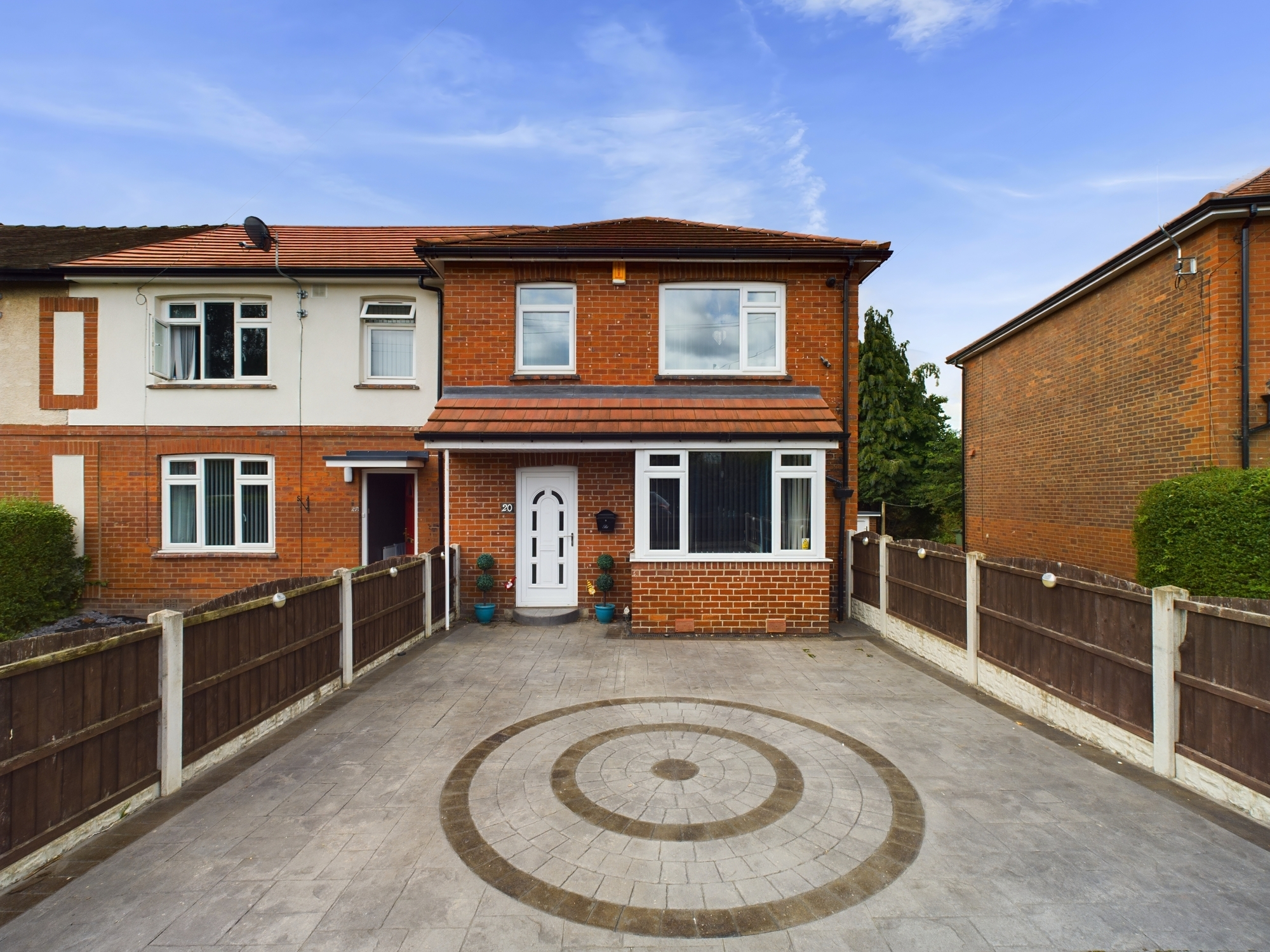 3 bedroom End of terrace House Lime Pit Lane, WF3 Property Search