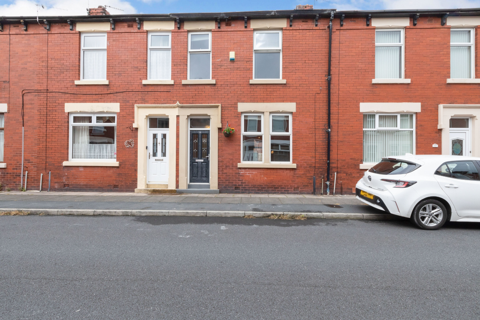 3 bedroom Terraced House Tomlinson Road, PR2 Property Search Strike