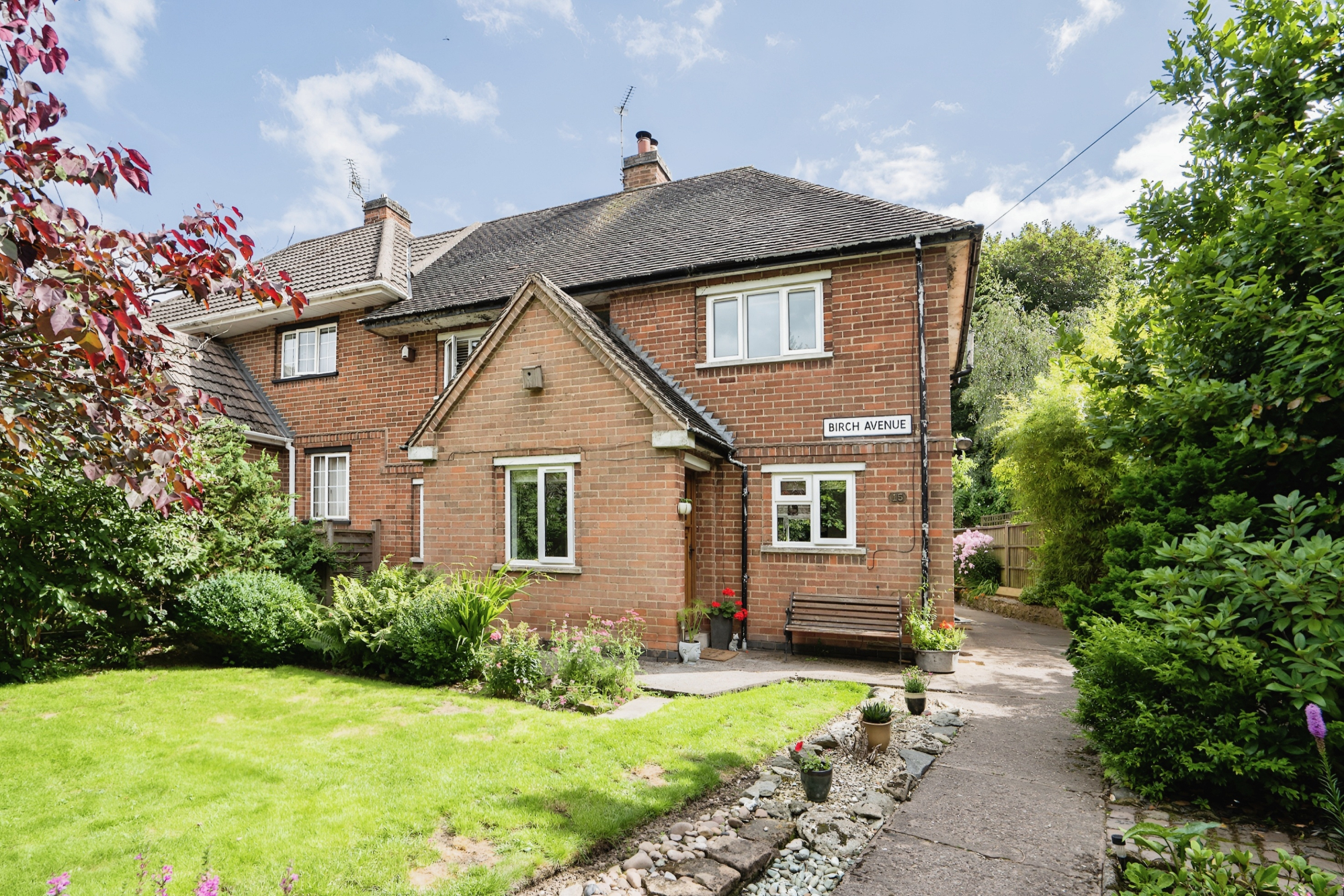 3 bedroom Semidetached House Birch Avenue, LE67 Property Search