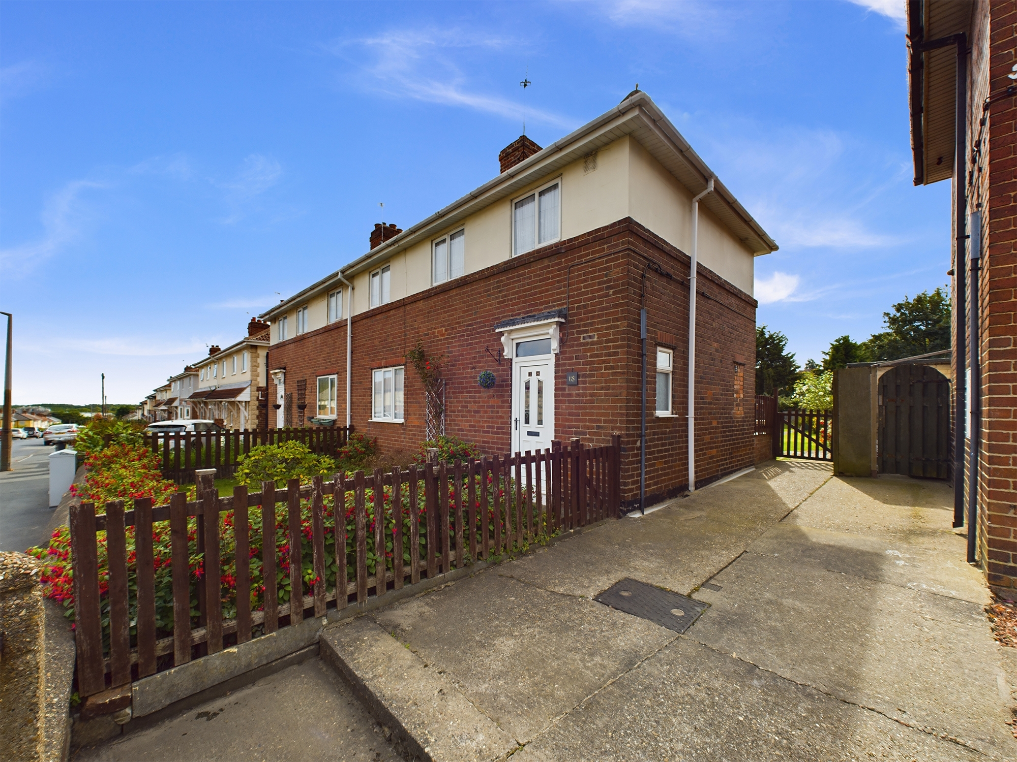 3 bedroom Semidetached House Markham Road, DN12 Property Search