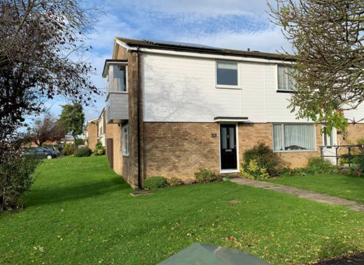 3 bedroom Terraced House Galleywood Road, CM2 Property Search Strike