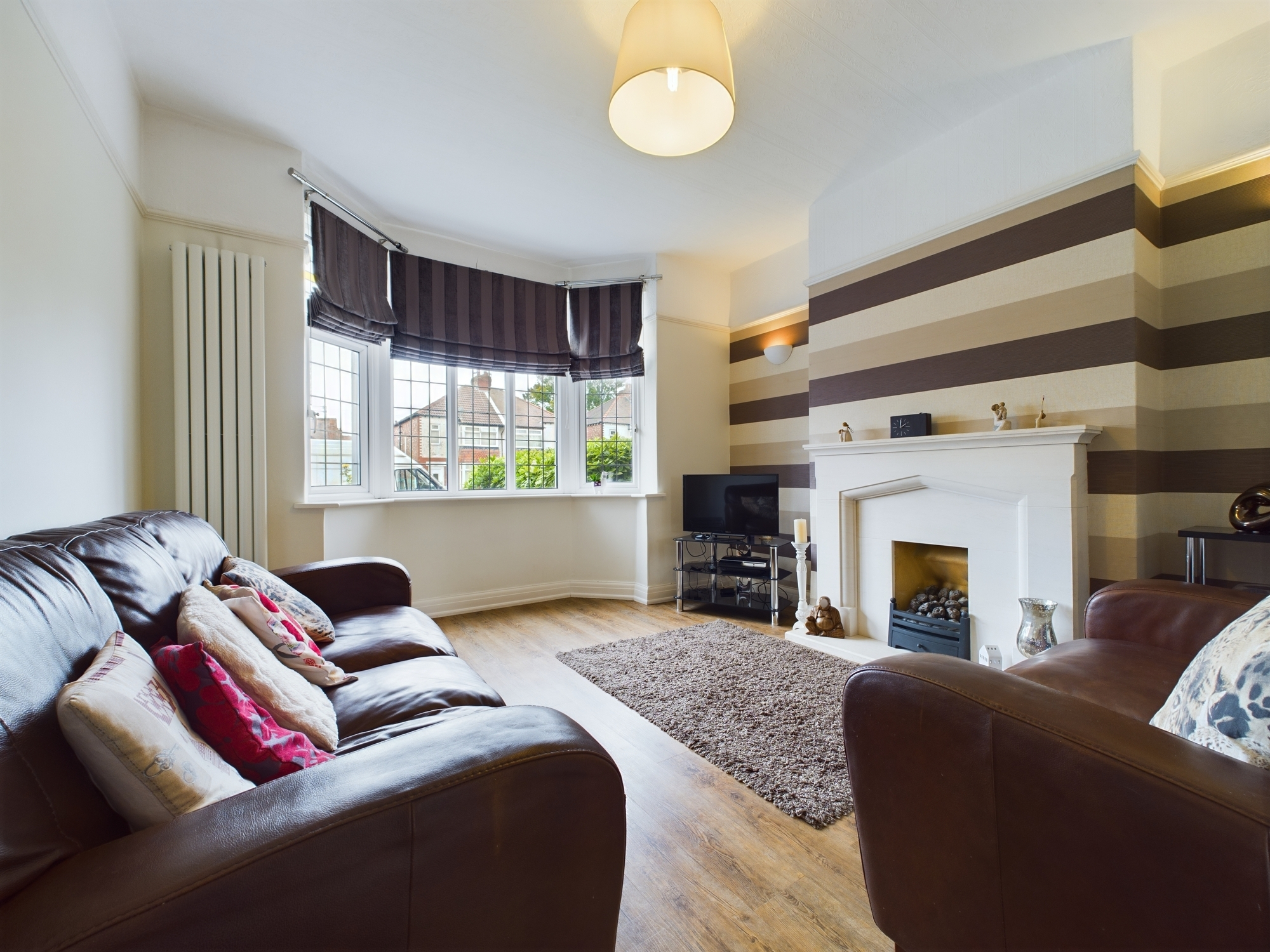 3 bedroom Semidetached House Adswood Road, SK3 Property Search