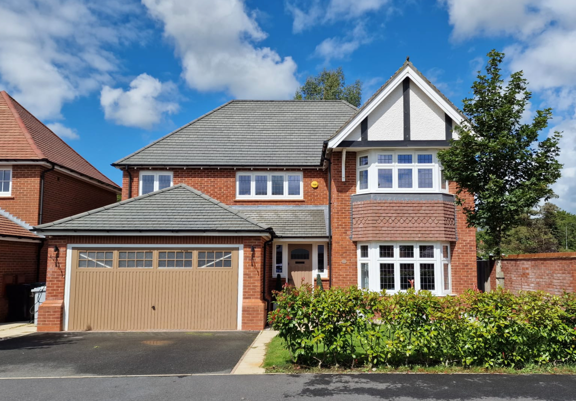 4 bedroom Detached House Paddock Road, CW11 Property Search Strike