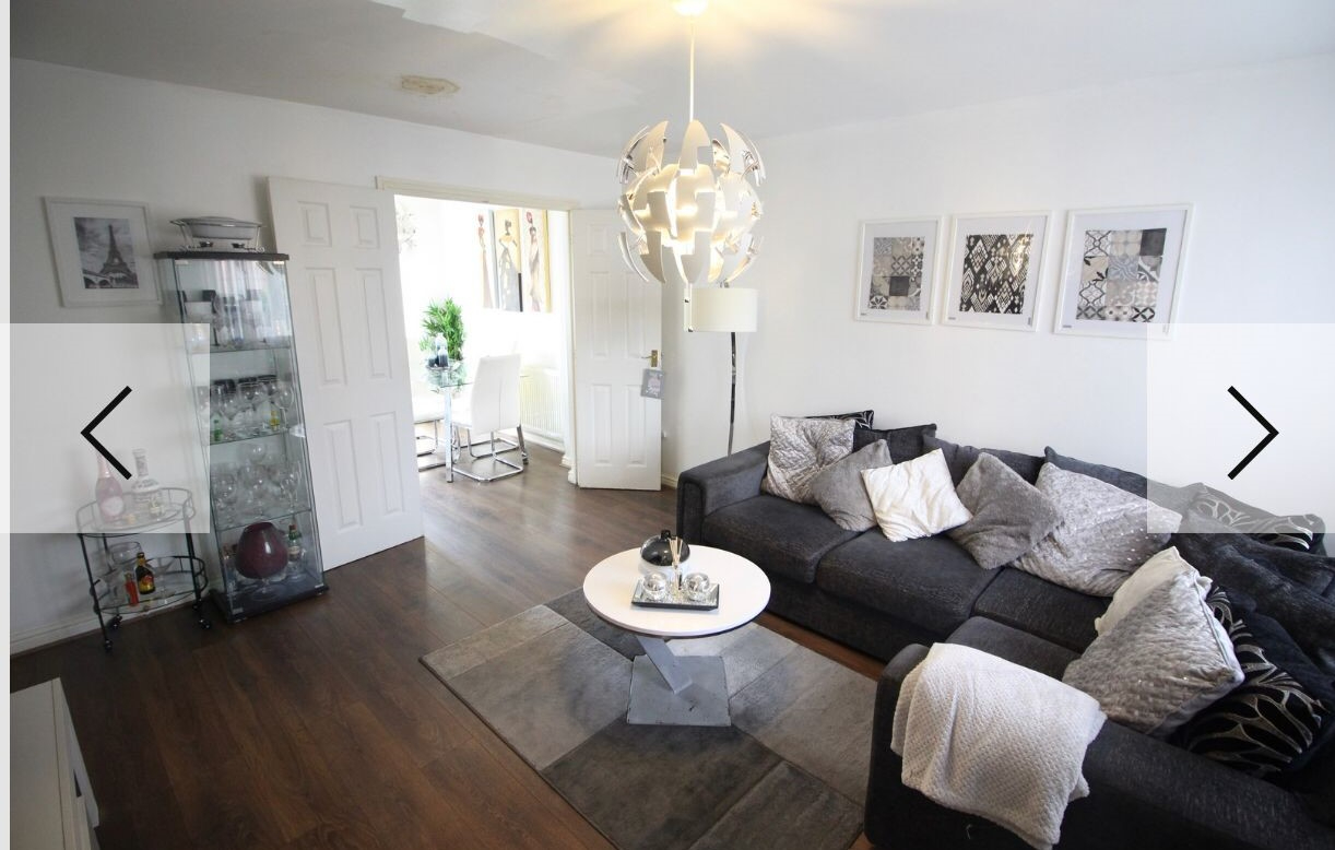 3 bedroom Semidetached House Newbold Hall Gardens, OL16 Property