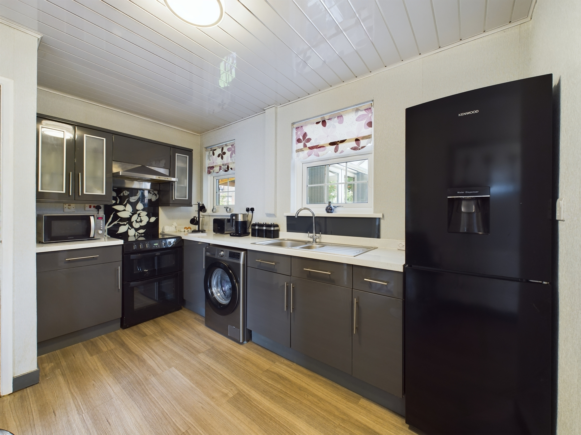 3 bedroom Semidetached House Beckley Road, WF2 Property Search