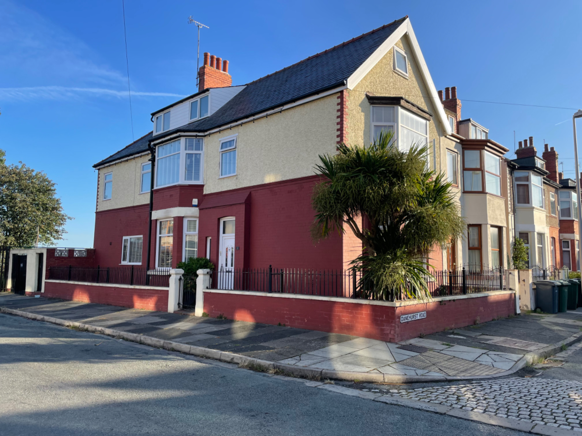 5 bedroom Semidetached House Sandcliffe Road, CH45 Property Search